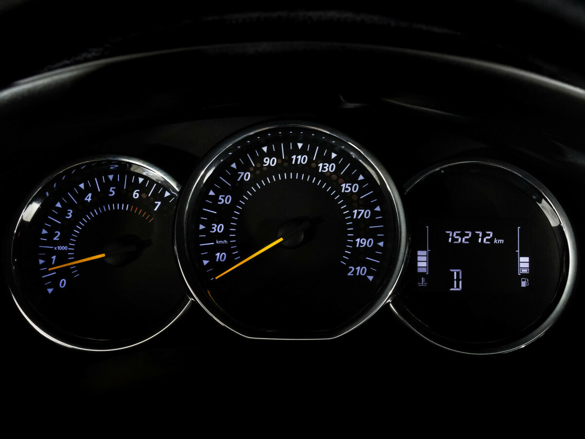 Renault Sandero с пробегом — 2018 год. Фото: #13