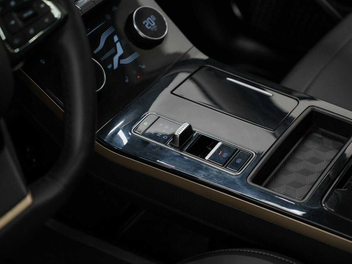 EXEED LX с пробегом — 2023 год. Фото: #18