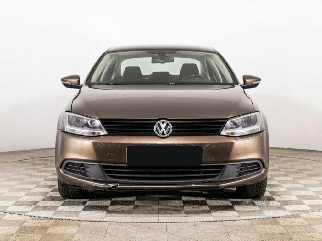 Volkswagen Jetta с пробегом — 2012 год. Фото: #1