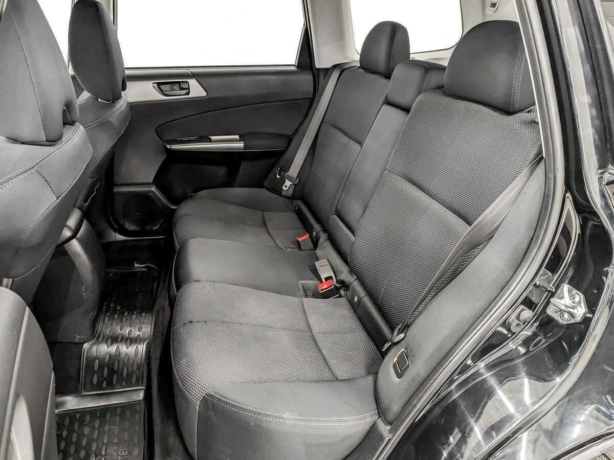 Subaru Forester с пробегом — 2012 год. Фото: #11