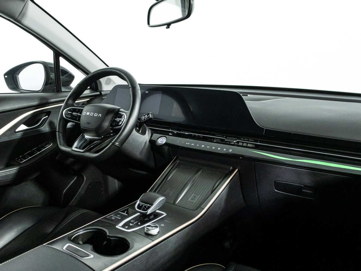 OMODA C5 с пробегом — 2023 год. Фото: #8
