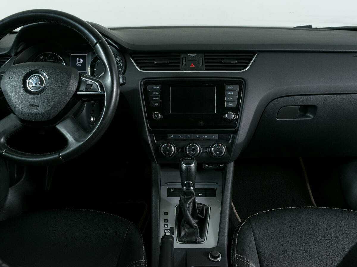 Skoda Octavia с пробегом — 2013 год. Фото: #9