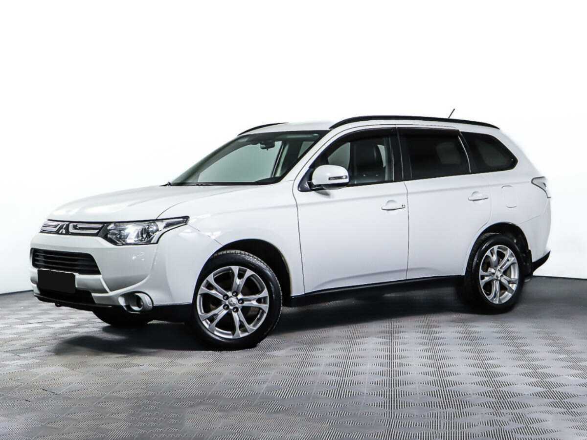 Mitsubishi Outlander с пробегом — 2013 год. Посмотреть фото