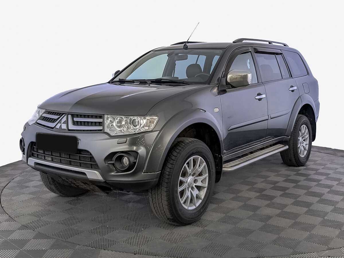 Mitsubishi Pajero Sport с пробегом — 2013 год. Посмотреть фото