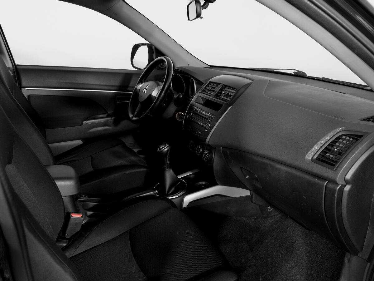 Mitsubishi ASX с пробегом — 2012 год. Фото: #7