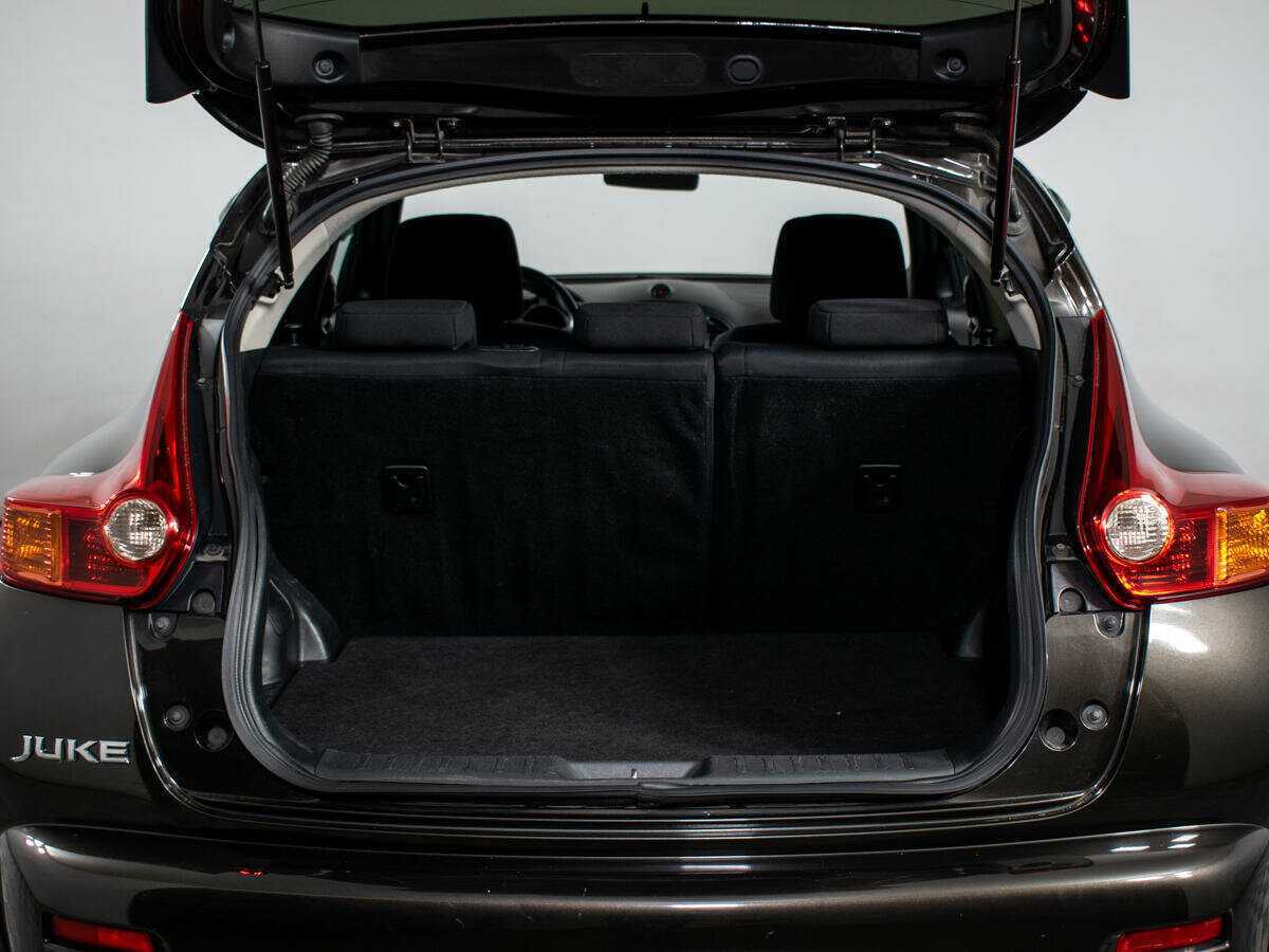 Nissan Juke с пробегом — 2012 год. Фото: #12