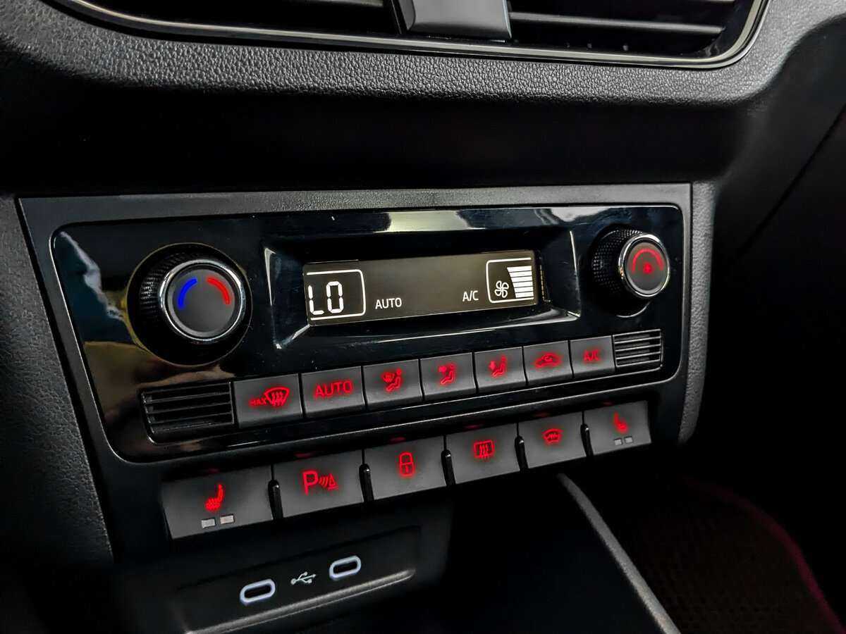 Volkswagen Polo с пробегом — 2020 год. Фото: #23