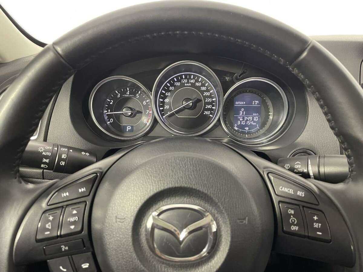 Mazda 6 с пробегом — 2013 год. Фото: #10