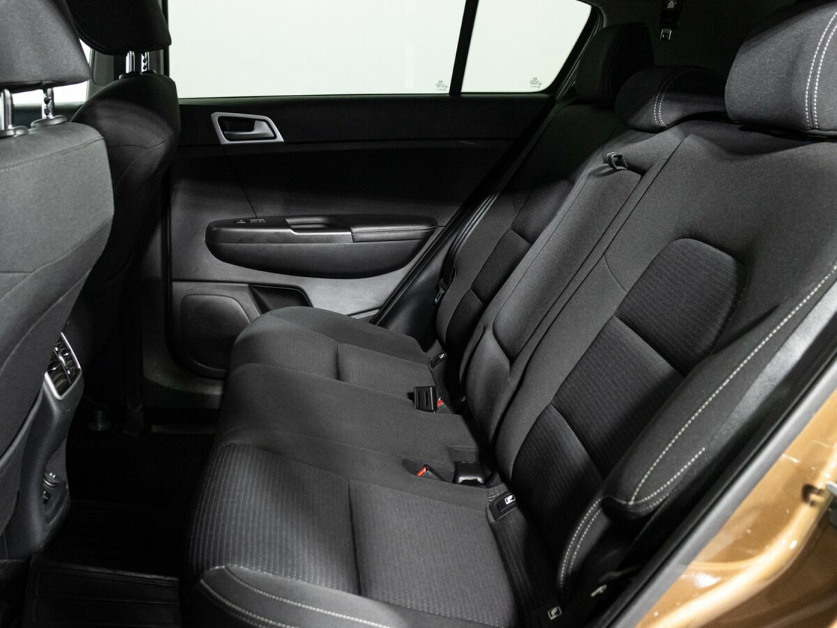 Kia Sportage с пробегом — 2016 год. Фото: #9