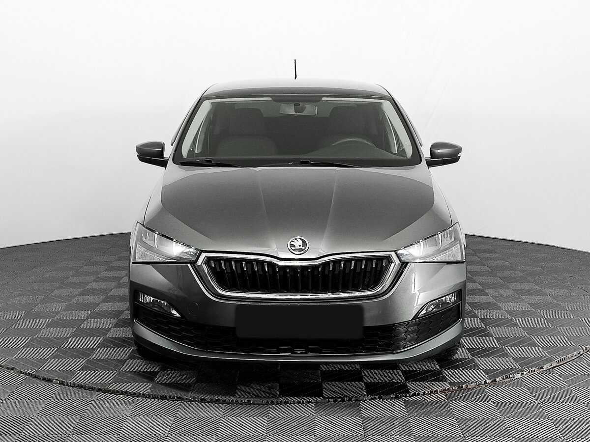 Skoda Rapid с пробегом — 2021 год. Фото: #1