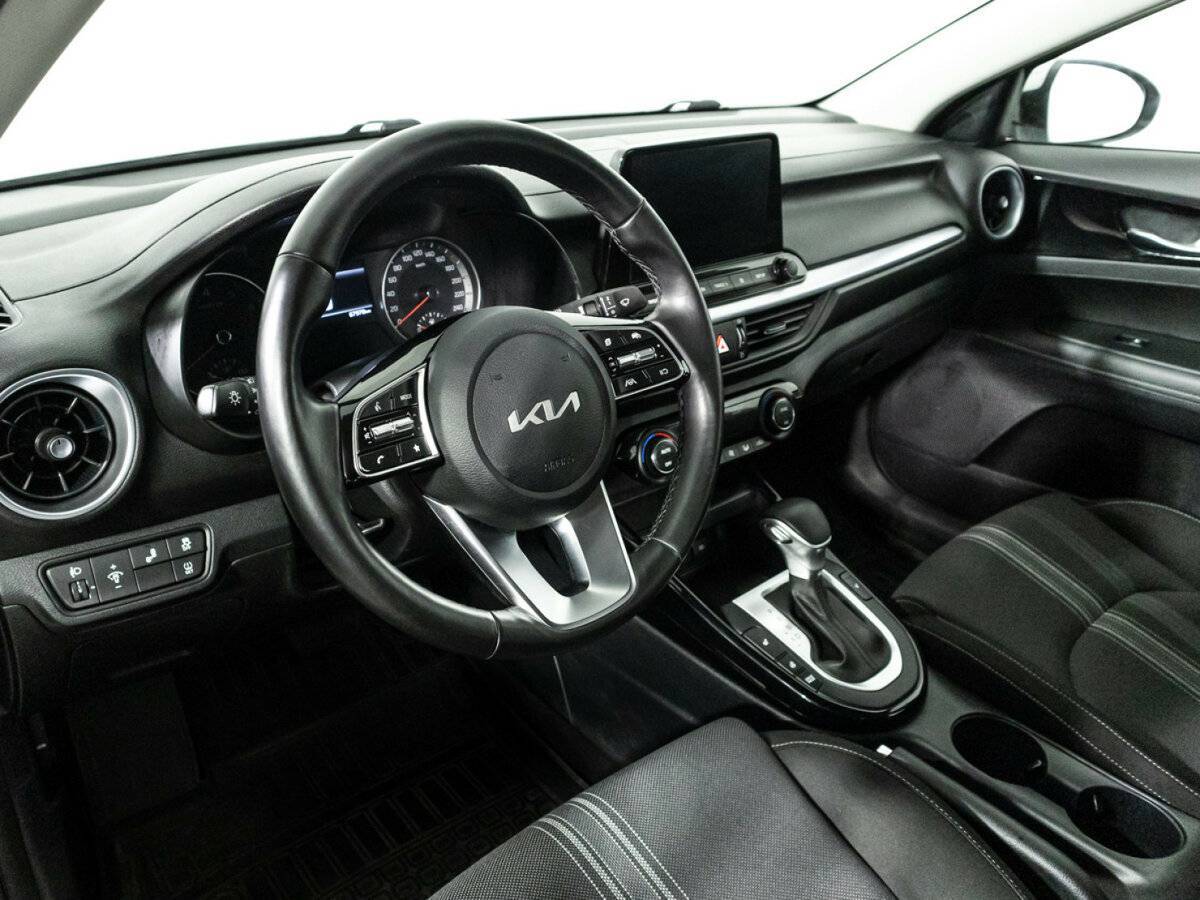 Kia Cerato с пробегом — 2021 год. Фото: #11