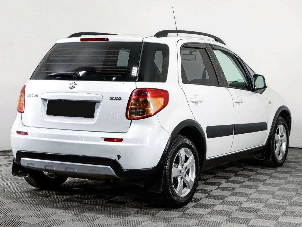 Suzuki SX4 с пробегом — 2013 год. Фото: #4