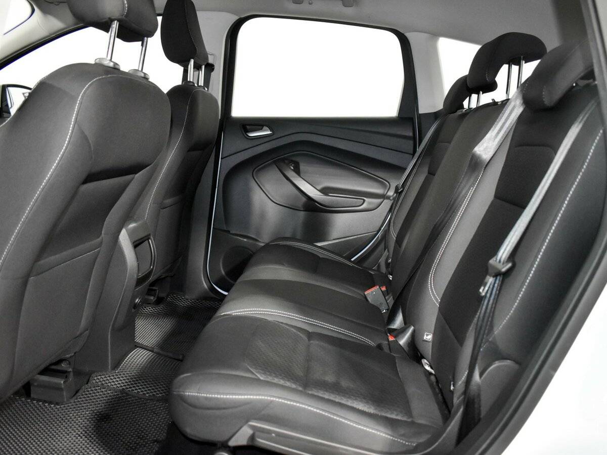 Ford Kuga с пробегом — 2019 год. Фото: #9