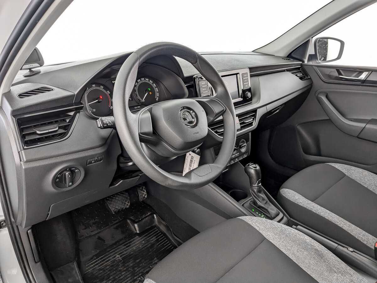 Skoda Rapid с пробегом — 2020 год. Фото: #13