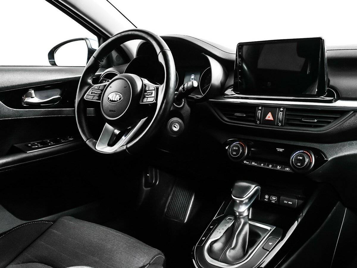 Kia Cerato с пробегом — 2018 год. Фото: #8