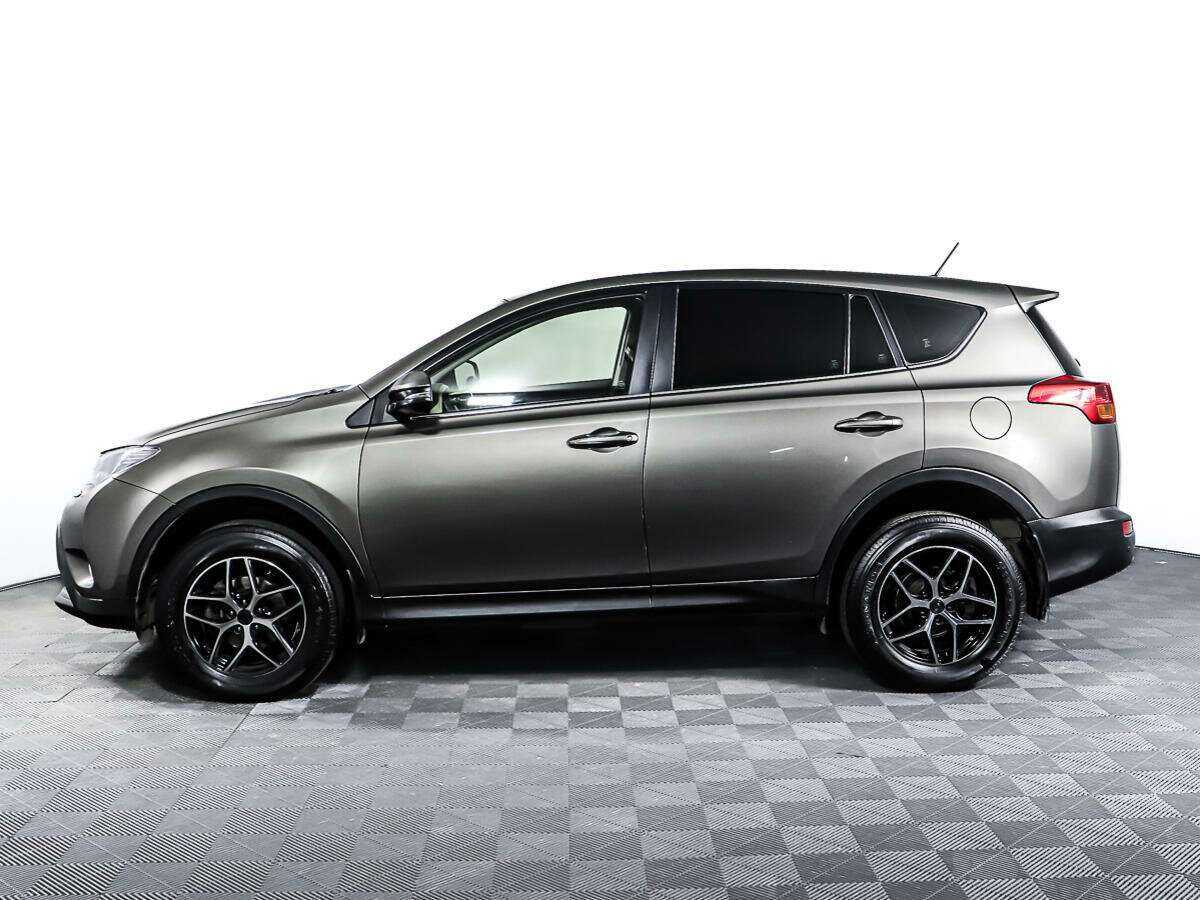 Toyota RAV4 с пробегом — 2013 год. Фото: #6