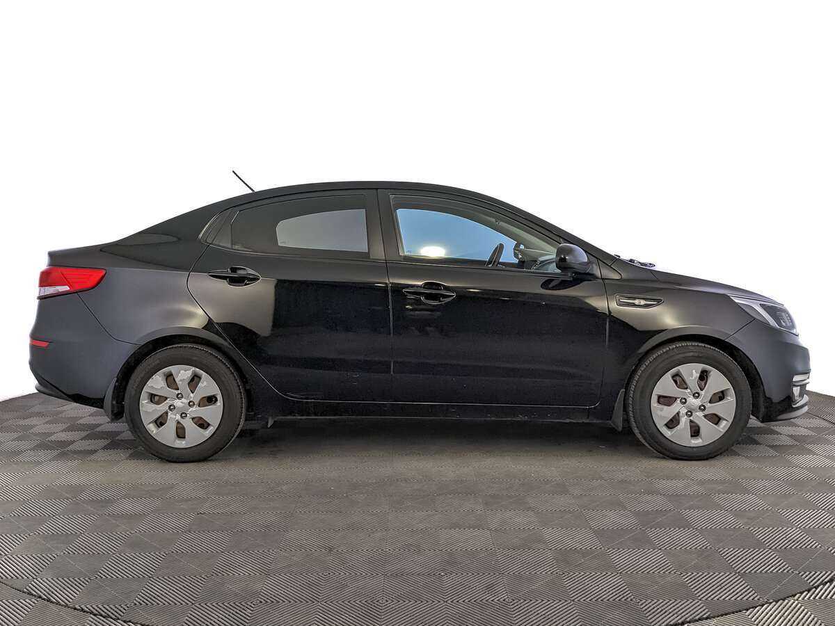 Kia Rio с пробегом — 2016 год. Фото: #3