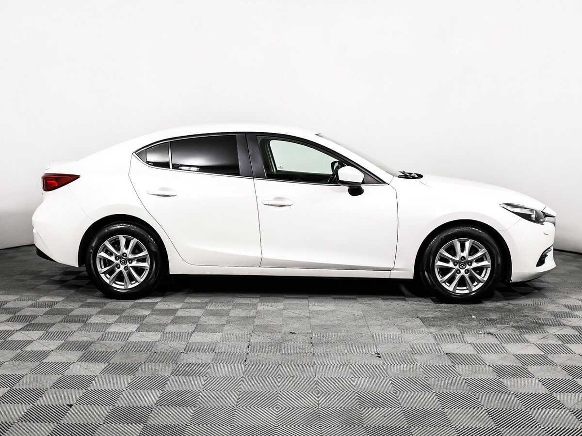 Mazda 3 с пробегом — 2018 год. Фото: #3