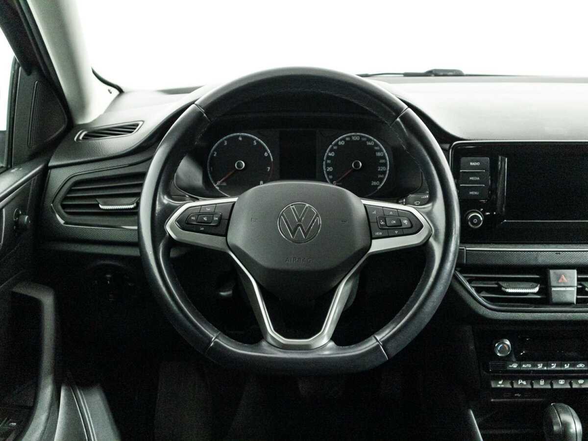 Volkswagen Polo с пробегом — 2020 год. Фото: #18