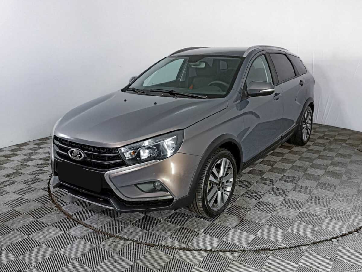 Lada (ВАЗ) Vesta с пробегом — 2017 год. Посмотреть фото
