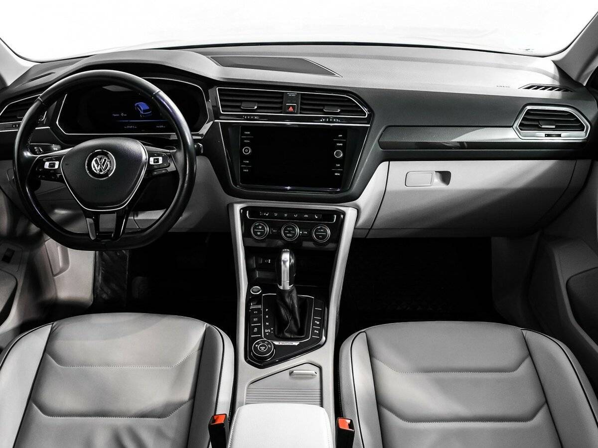 Volkswagen Tiguan с пробегом — 2017 год. Фото: #10