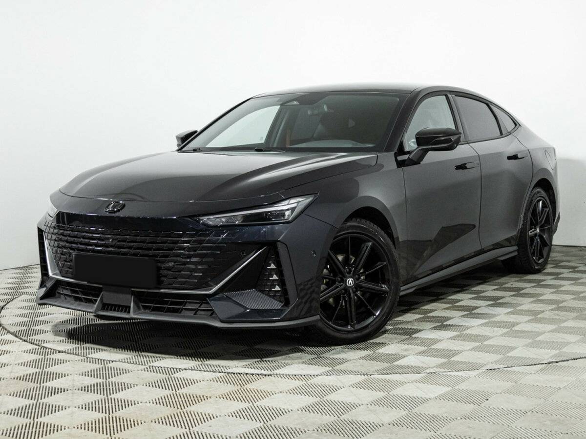 Changan UNI-V с пробегом — 2023 год. Посмотреть фото