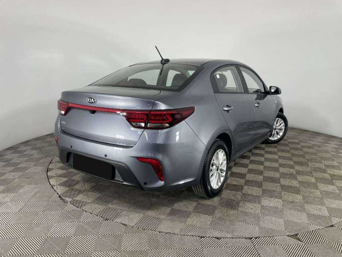 Kia Rio с пробегом — 2020 год. Фото: #5
