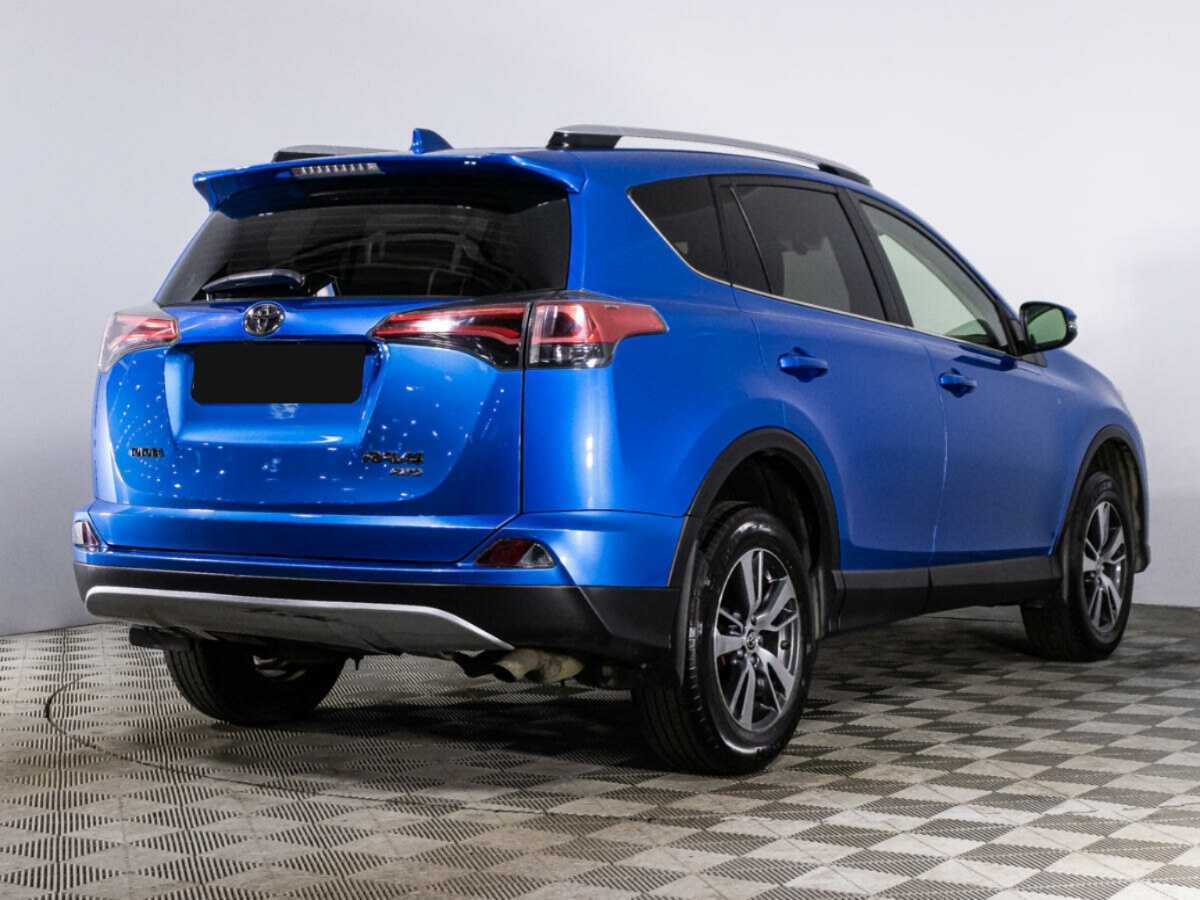 Toyota RAV4 с пробегом — 2016 год. Фото: #4