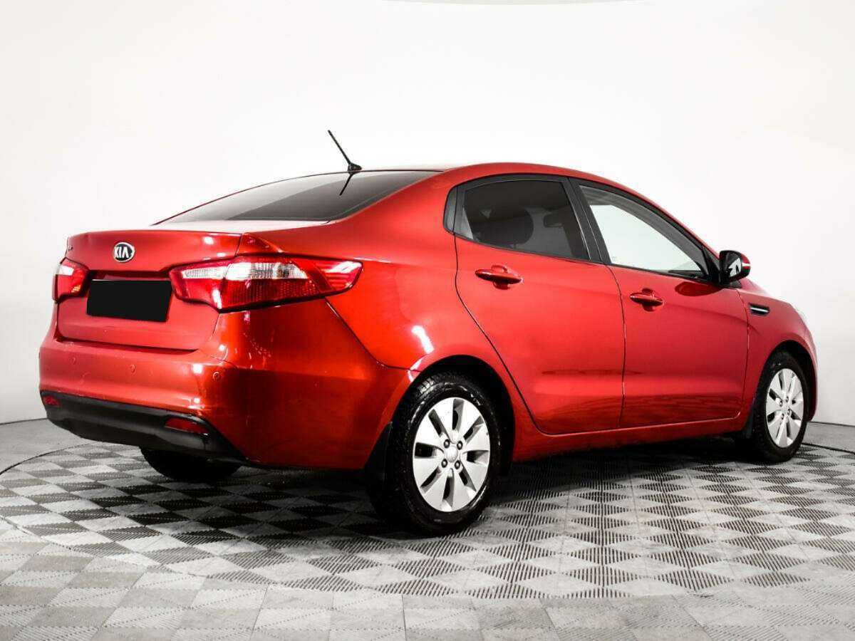 Kia Rio с пробегом — 2013 год. Фото: #3