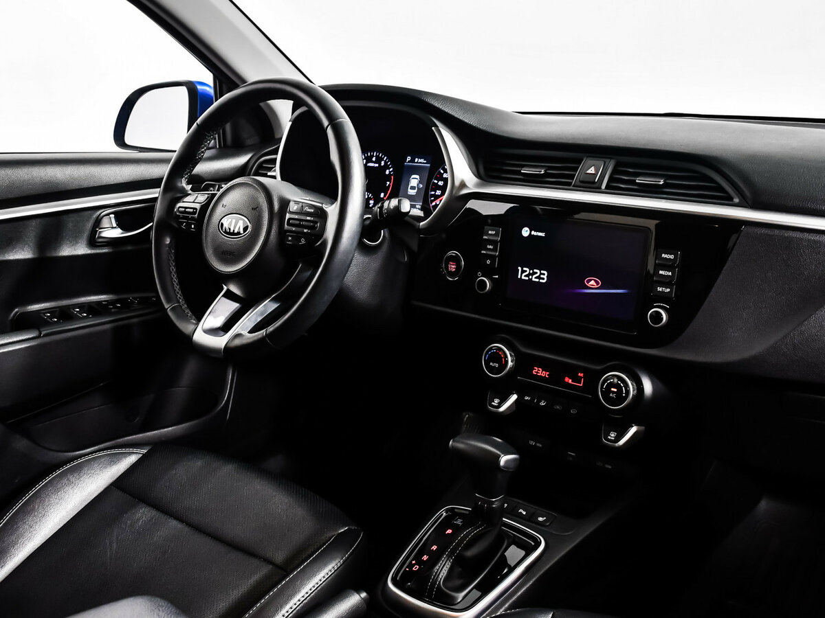 Kia Rio с пробегом — 2020 год. Фото: #10