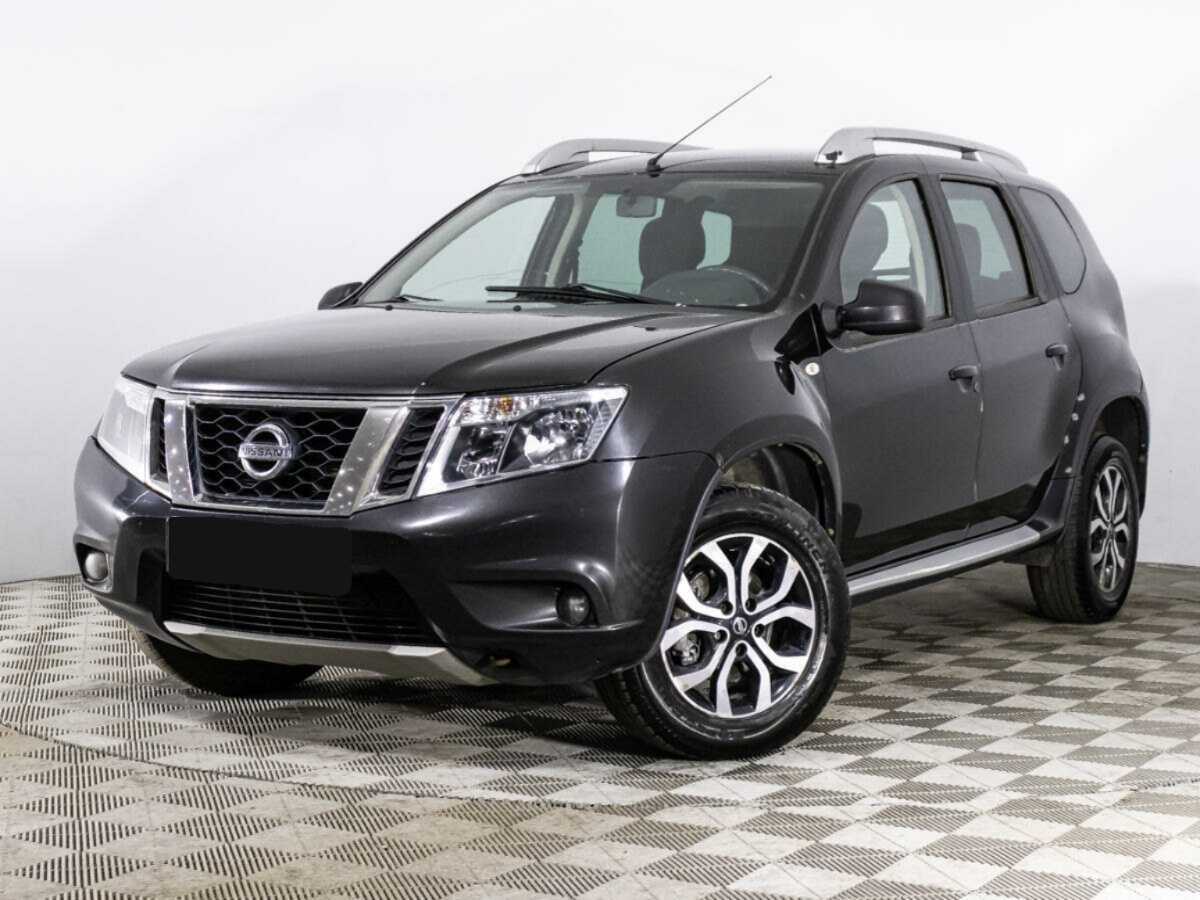 Nissan Terrano с пробегом — 2015 год. Посмотреть фото