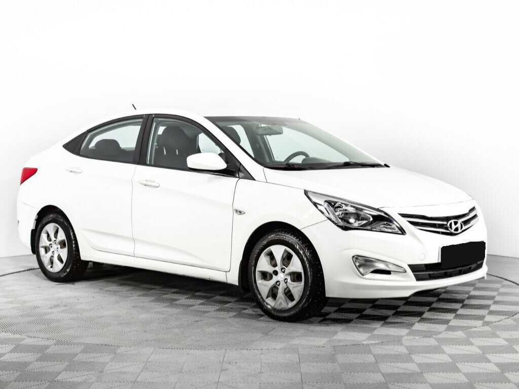 Hyundai Solaris с пробегом — 2016 год. Фото: #2