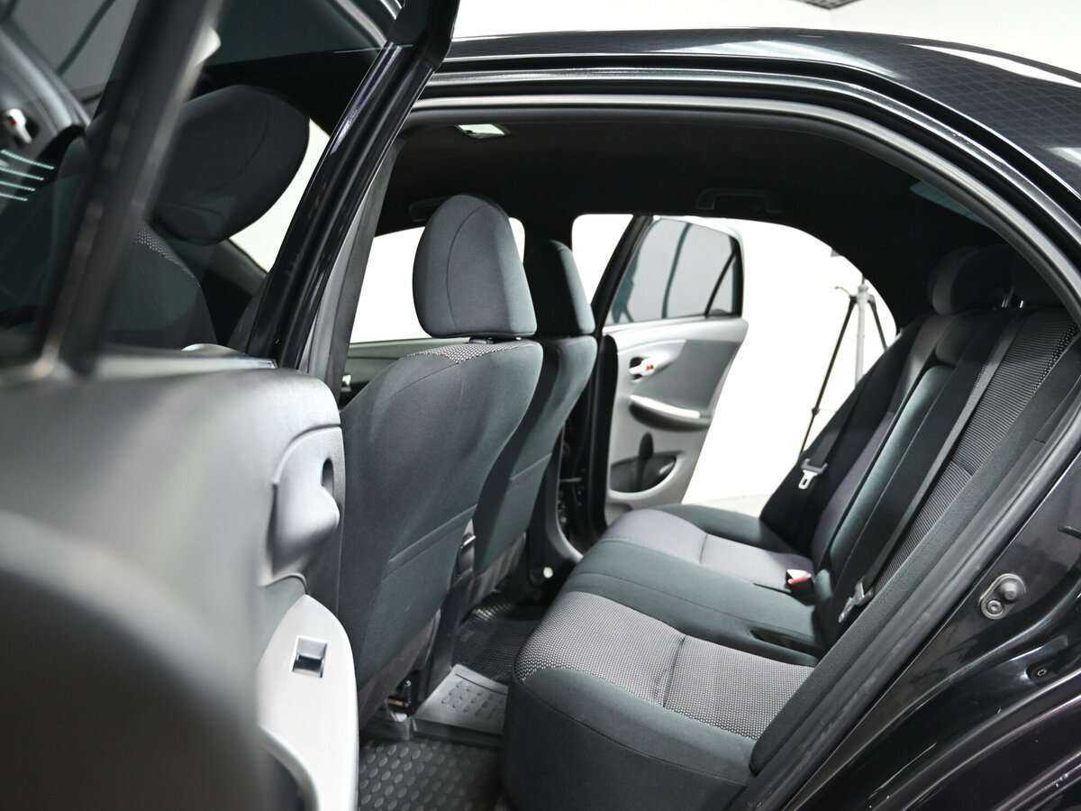 Toyota Corolla с пробегом — 2013 год. Фото: #5