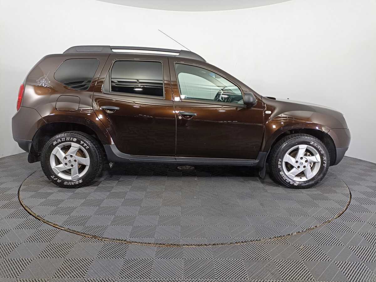 Renault Duster с пробегом — 2015 год. Фото: #3