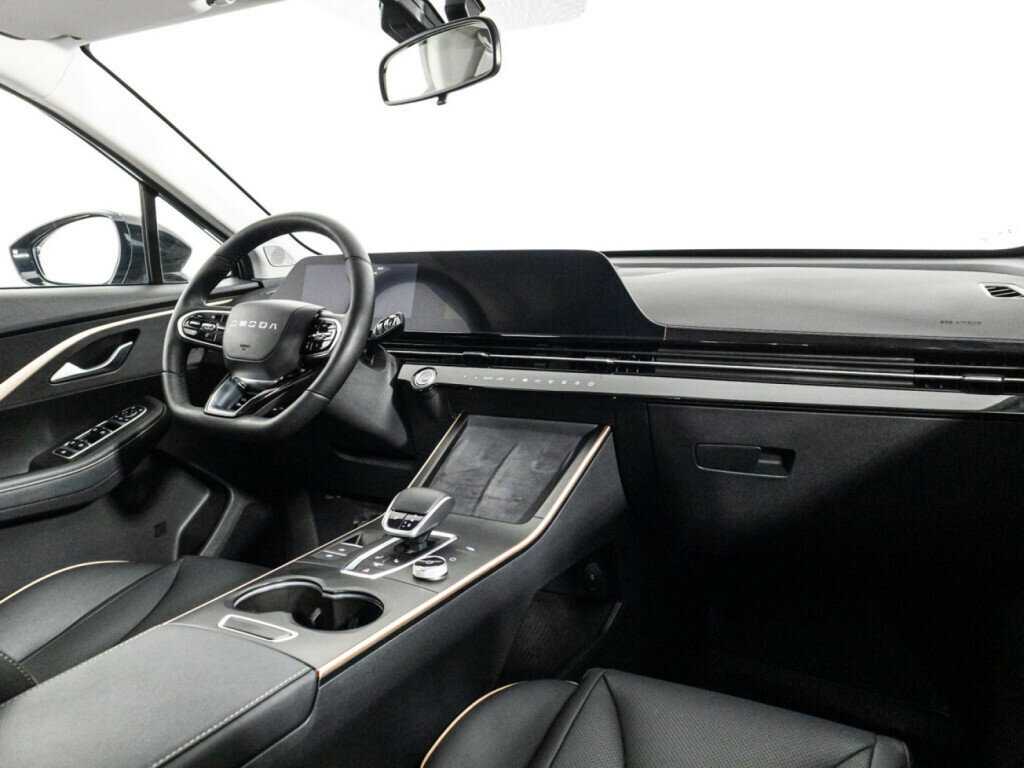 OMODA C5 с пробегом — 2023 год. Фото: #8