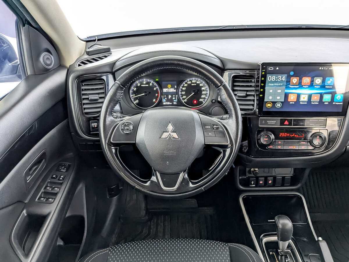 Mitsubishi Outlander с пробегом — 2019 год. Фото: #20