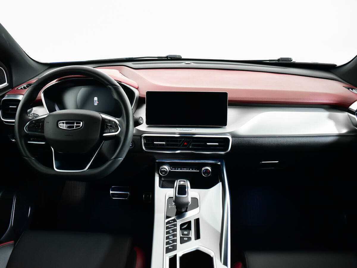 Geely Coolray с пробегом — 2022 год. Фото: #10