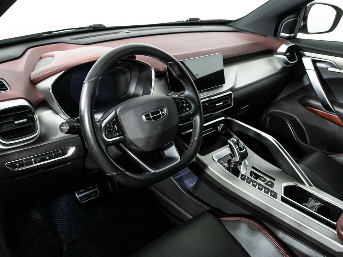 Geely Coolray с пробегом — 2021 год. Фото: #10