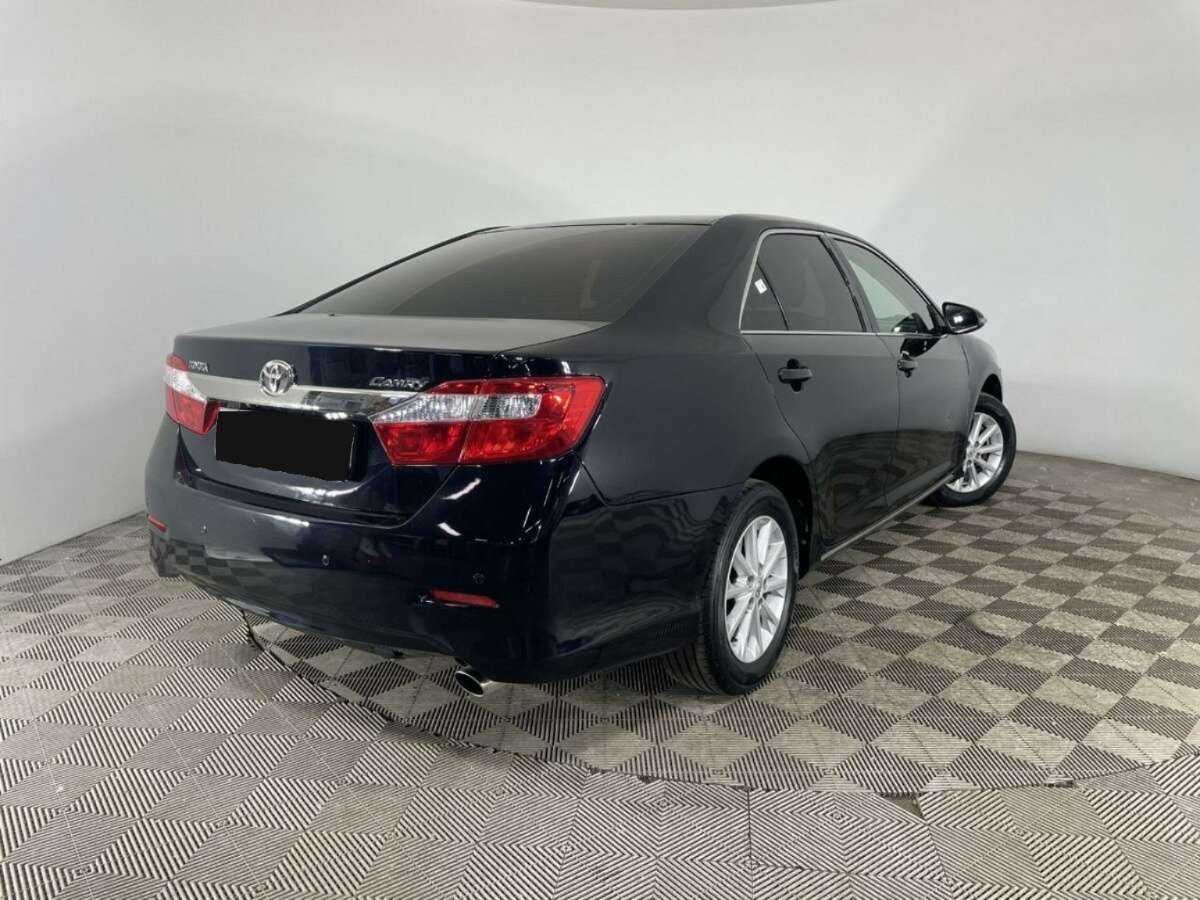 Toyota Camry с пробегом — 2012 год. Фото: #5