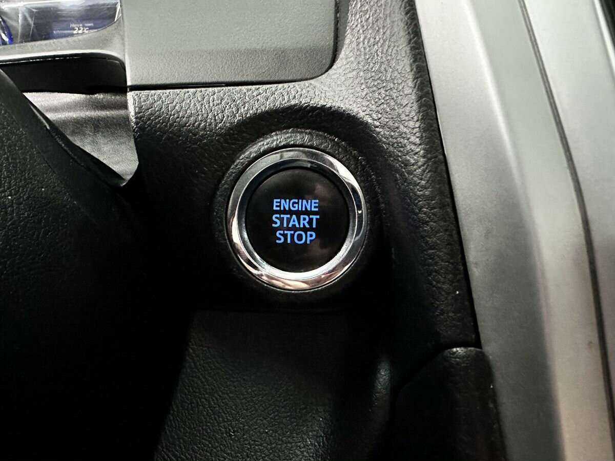 Toyota Camry с пробегом — 2016 год. Фото: #14