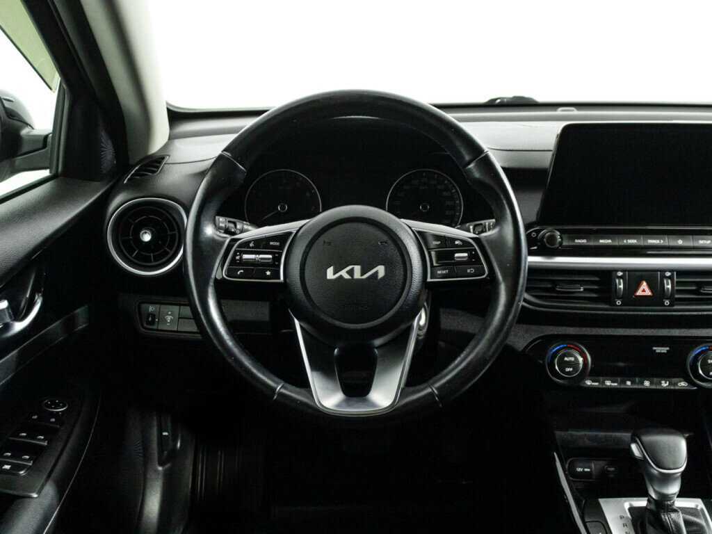 Kia Cerato с пробегом — 2022 год. Фото: #18