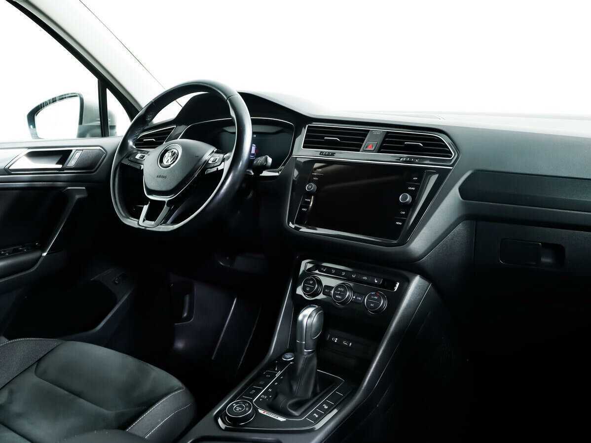 Volkswagen Tiguan с пробегом — 2017 год. Фото: #6