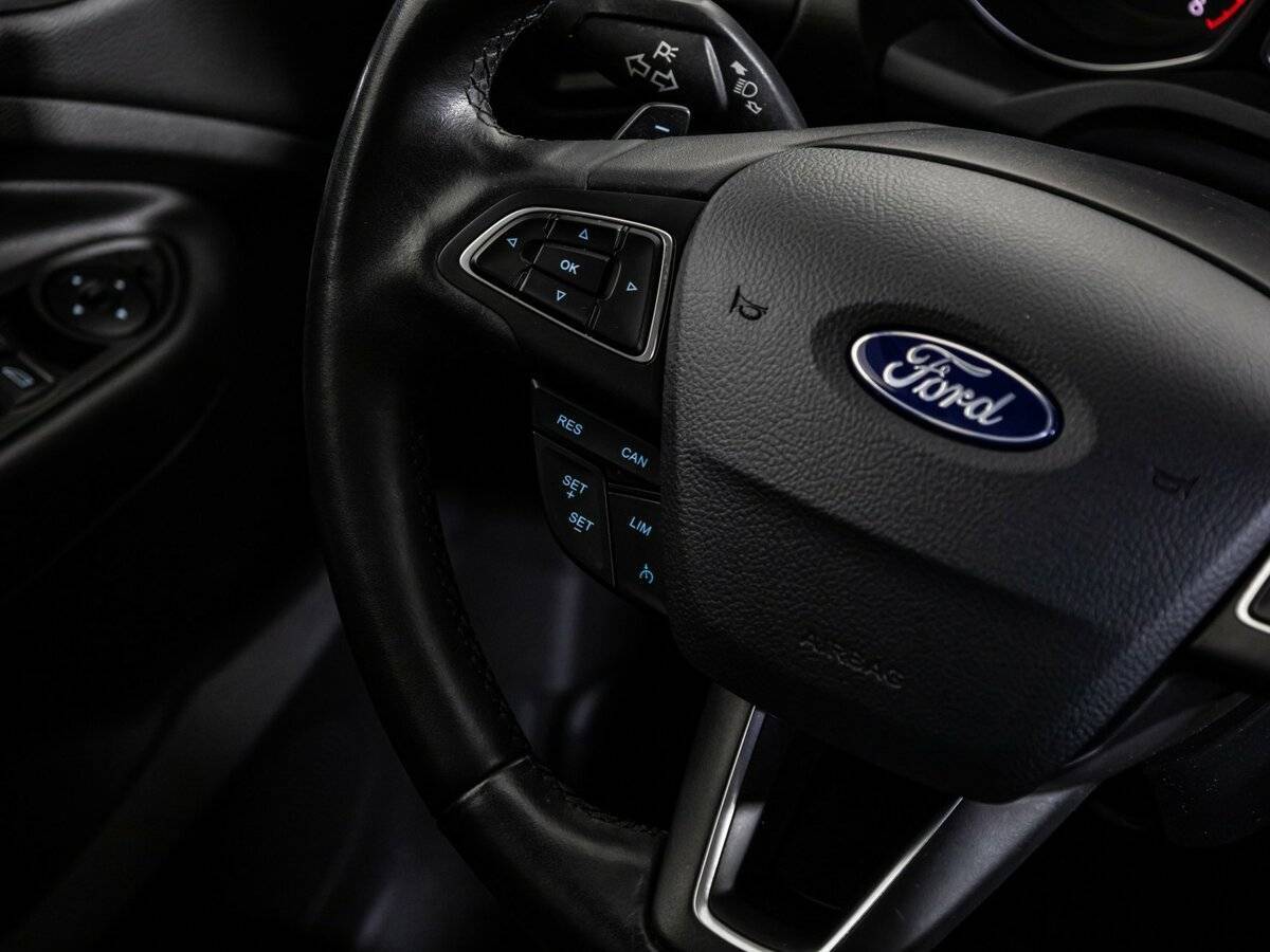 Ford Kuga с пробегом — 2018 год. Фото: #18