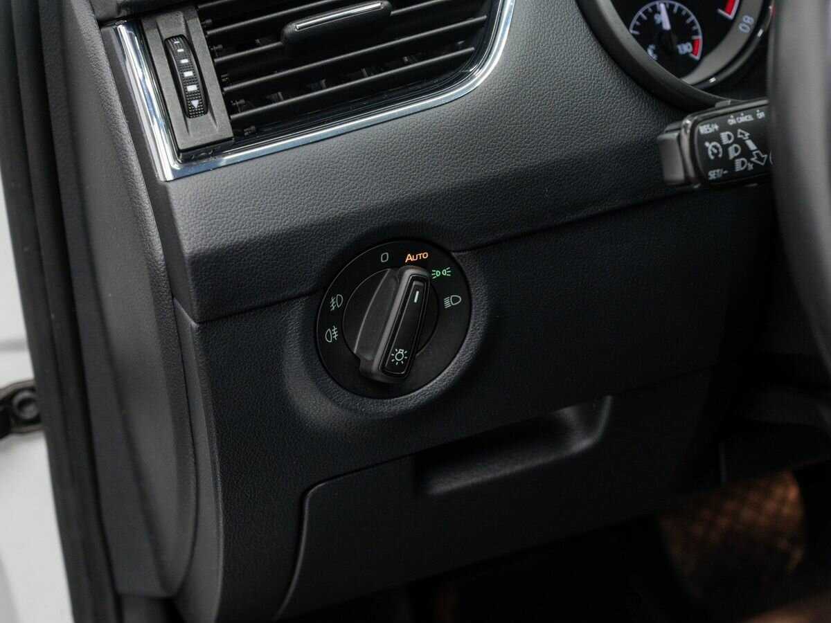 Skoda Octavia с пробегом — 2018 год. Фото: #13