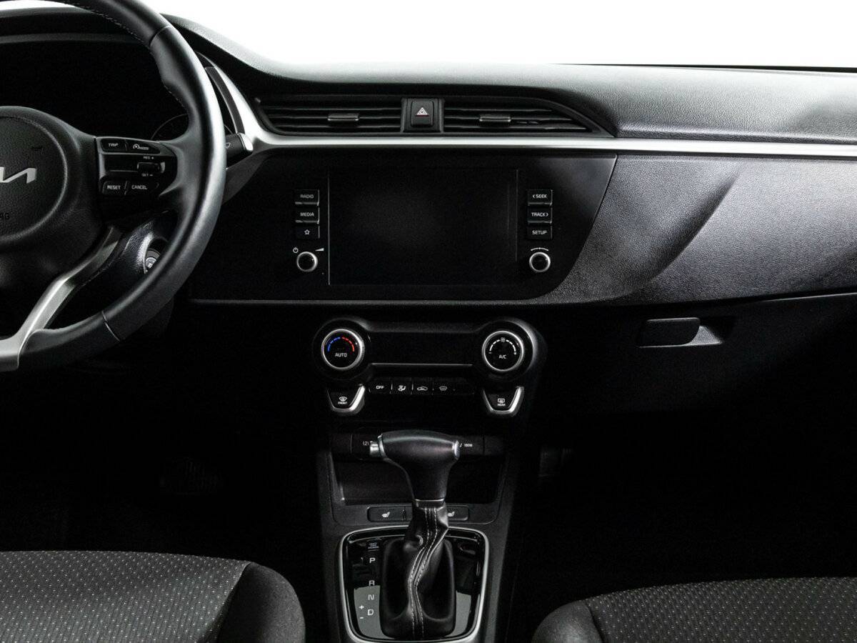 Kia Rio с пробегом — 2022 год. Фото: #13