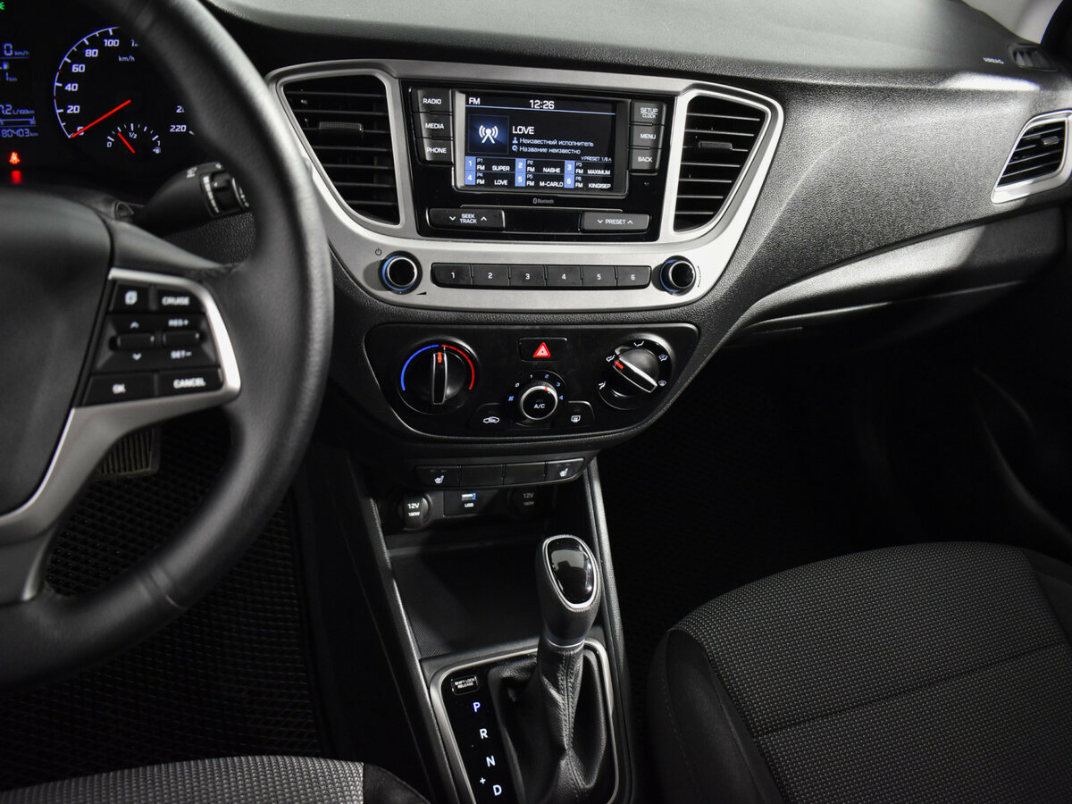 Hyundai Solaris с пробегом — 2020 год. Фото: #17