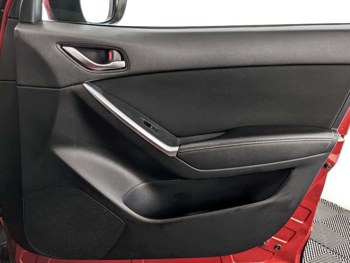 Mazda CX-5 с пробегом — 2015 год. Фото: #18