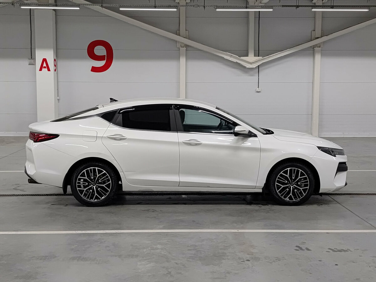 Москвич 6 с пробегом — 2023 год. Фото: #3