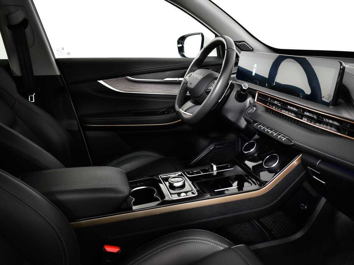 EXEED LX с пробегом — 2022 год. Фото: #4