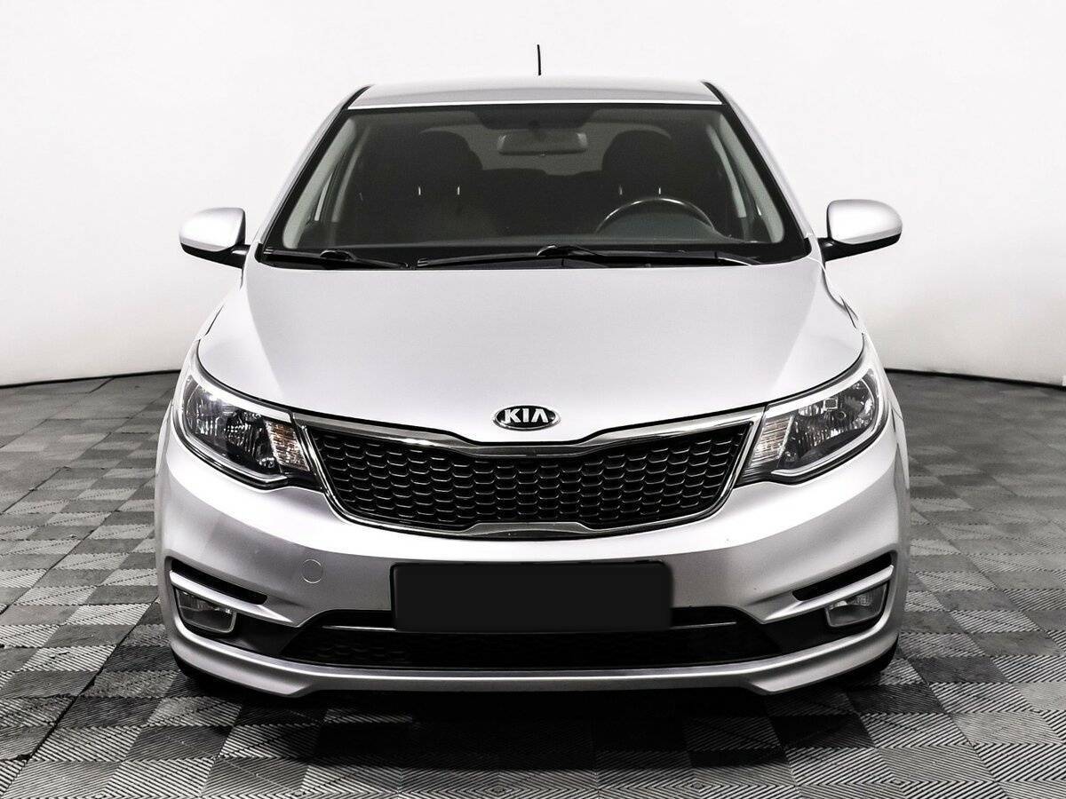 Kia Rio с пробегом — 2017 год. Фото: #1